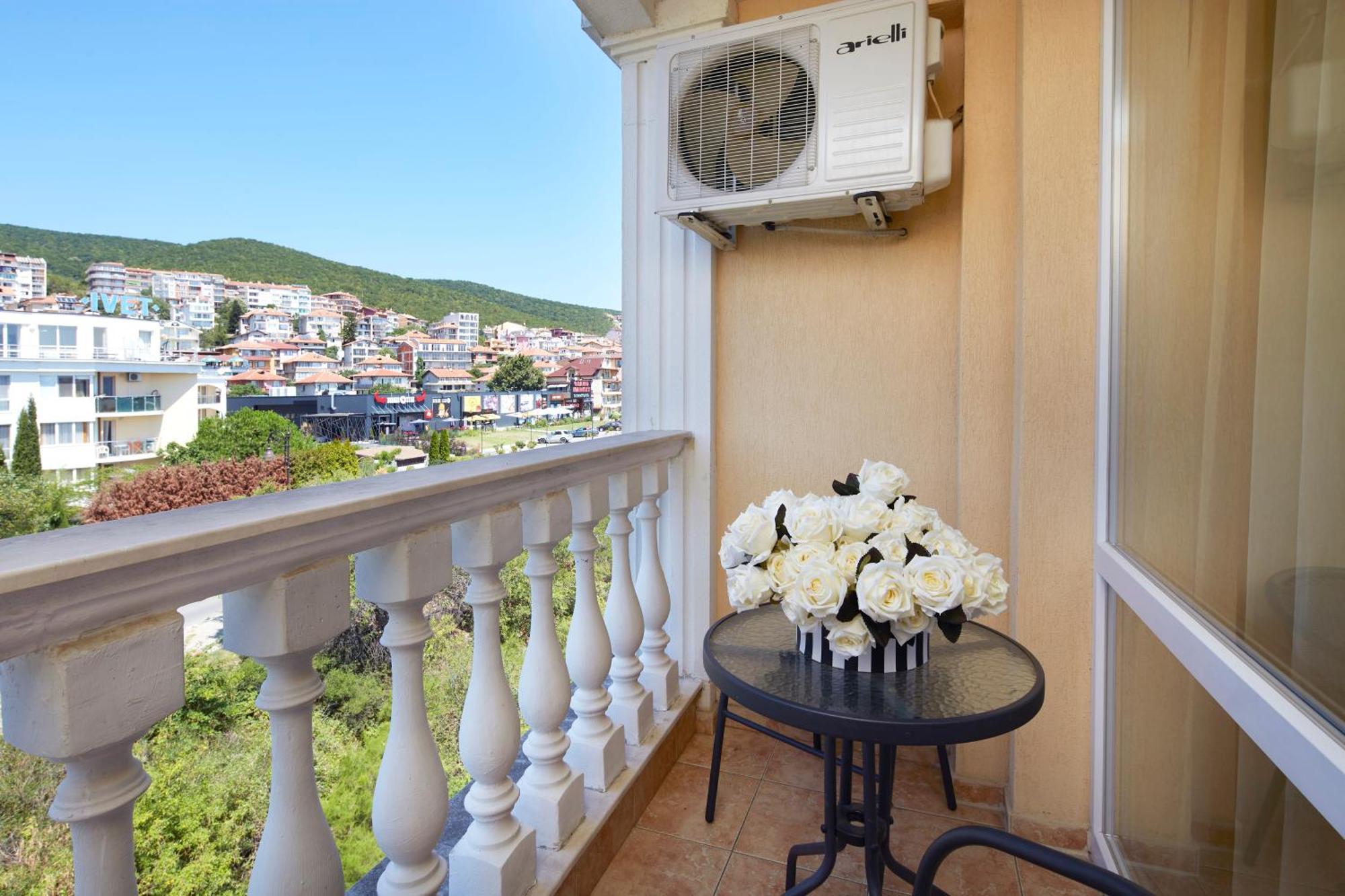 Villa Sardinia And Spa スヴェティ・ヴラス エクステリア 写真